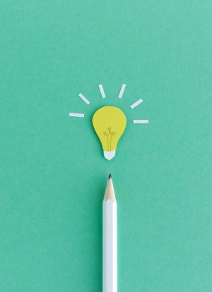 écriture - crayon - idée - vert - appel à candidatures - fellowship - dessin - dessiner - ampoule - brillant